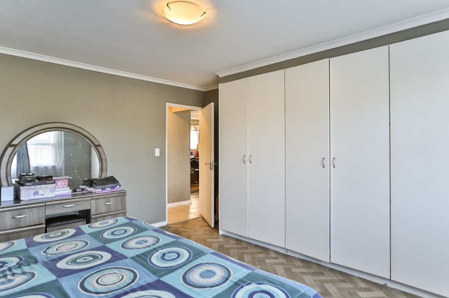 2 Bedroom Property for Sale in Heritage Park Western Cape